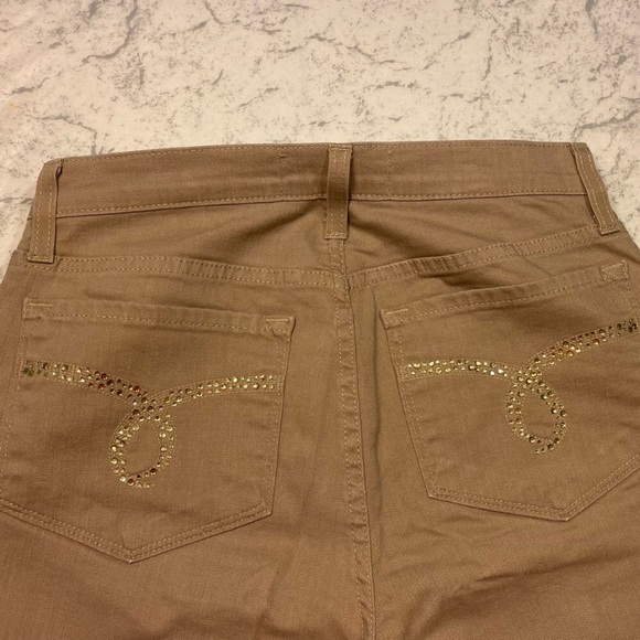 NYDJ Tan Straight Leg Jeans- NWOT! - Picture 5 of 9